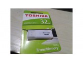 Toshiba 32GB Flash Bellek